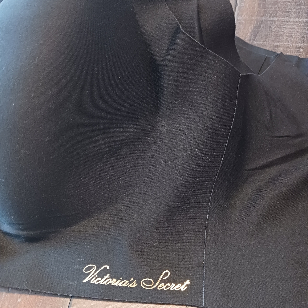 Victoria's Secret Black Sports Bra Size Med NWOT - Picture 4 of 5